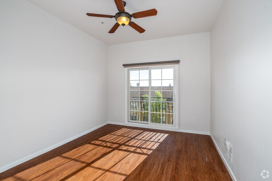 More Photos Of 1520 16th St, Sacramento Apartments For Lease