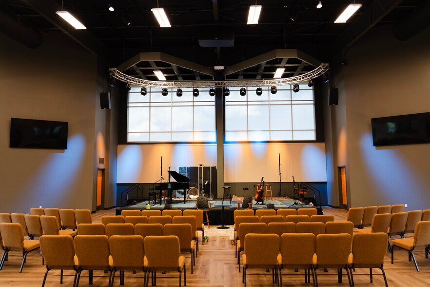 More Photos Of 1702 Chapel Hills Dr, Colorado Springs Religious Facility For Sale