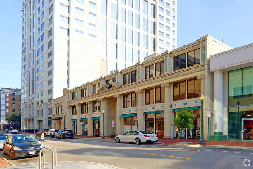 Primary Photo Of 208-214 E Plume St, Norfolk Office For Lease