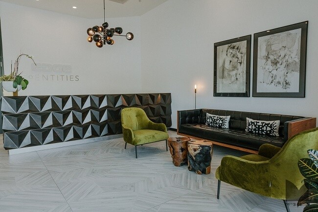 More Photos Of 1278-1296 Sandhill Rd, Orem Office For Sale