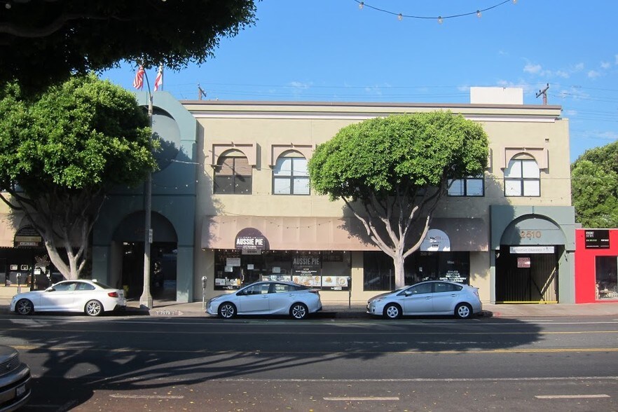 More Photos Of 2510 Main St, Santa Monica General Retail For Sale