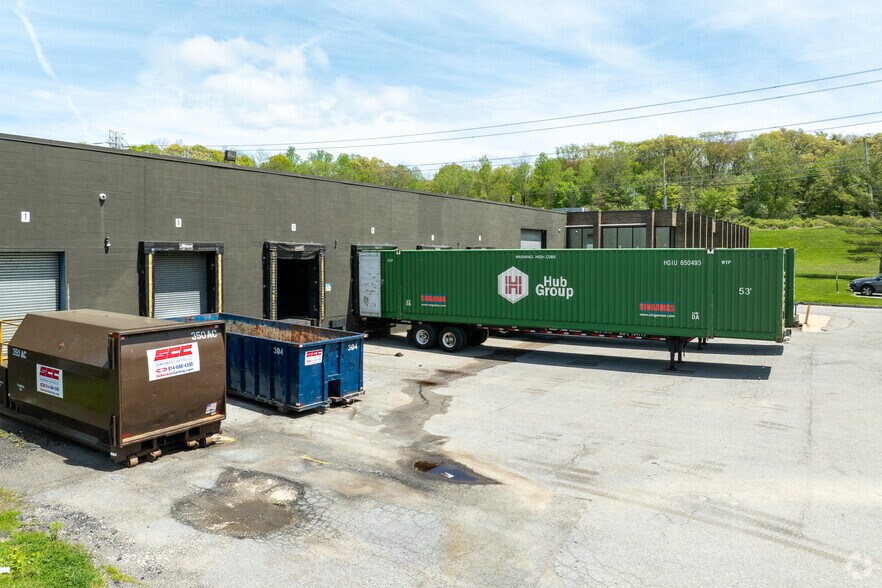 More Photos Of 700 Executive Blvd, Elmsford Manufacturing For Lease