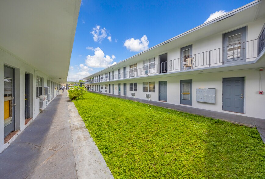 More Photos Of 13155-13175 NE 6th Ave, North Miami Multifamily For Sale