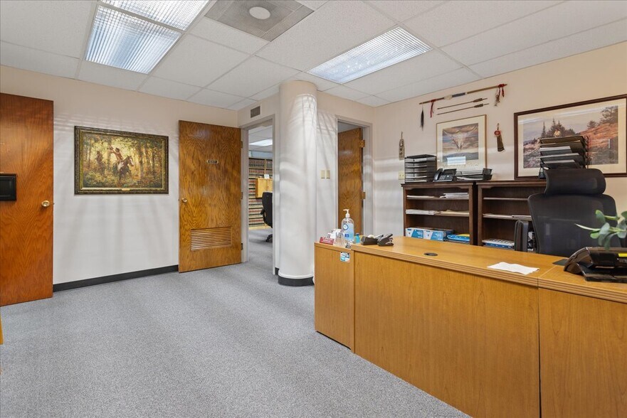 More Photos Of 1803-1807 Capitol Ave, Cheyenne Office For Sale