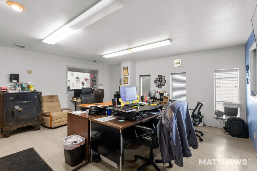 More Photos Of 6638 Topper Run, San Antonio Warehouse For Sale