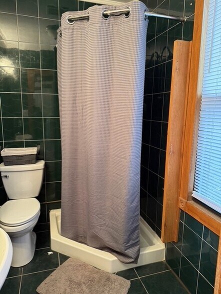 More Photos Of 145 Java St, Brooklyn Lodge Meeting Hall For Lease