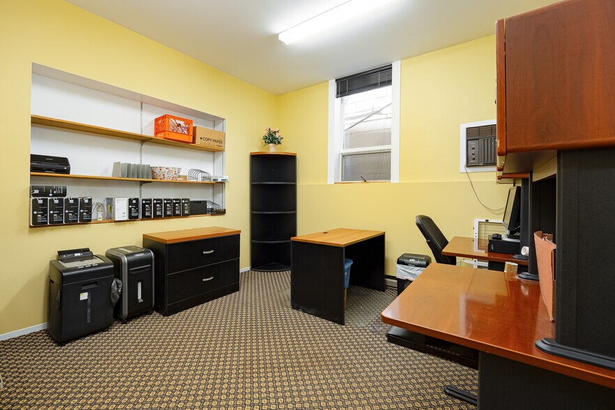 More Photos Of 9 Cannon St, Poughkeepsie Office For Sale