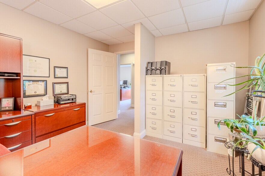 More Photos Of 2703 Mosside Blvd, Monroeville Medical For Lease