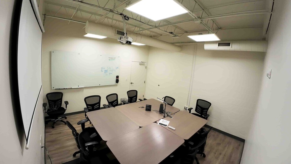 More Photos Of 3600 N 75th Ter, Pinellas Park Loft Creative Space For Lease