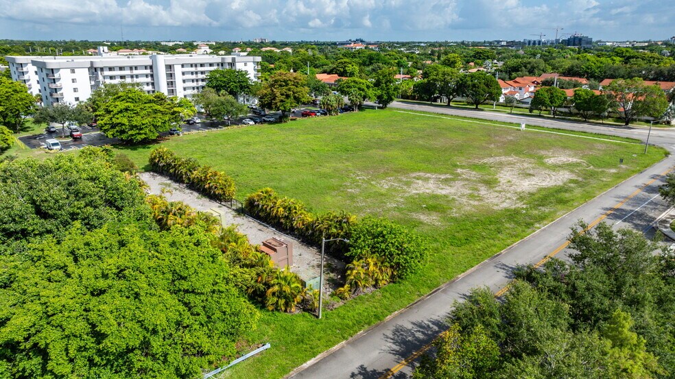 More Photos Of ROYAL PALM DRIVE, CORAL SPRINGS FL 33071, Coral Springs Land For Sale