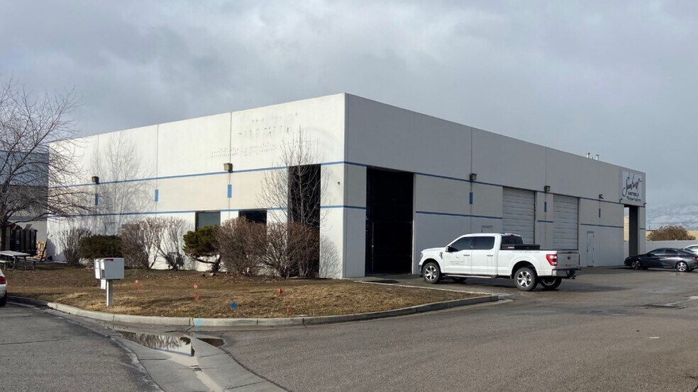 More Photos Of 71 S 1380 W, Lindon Light Distribution For Lease