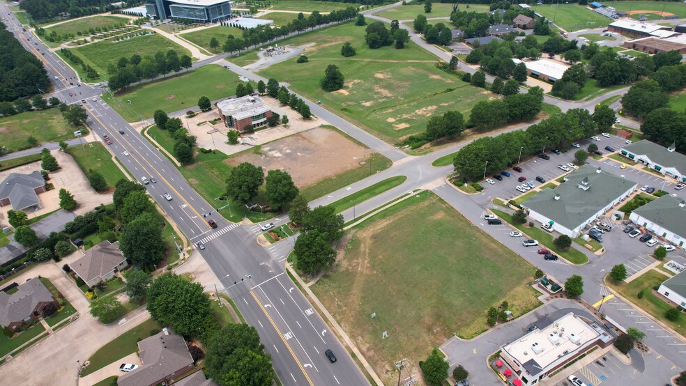 More Photos Of 17750 Cantrell Road, Little Rock Land For Sale