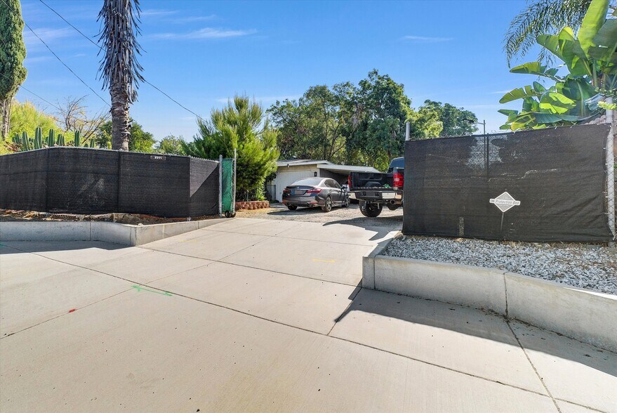More Photos Of 8945 Hellman Ave, Rancho Cucamonga Multifamily For Sale