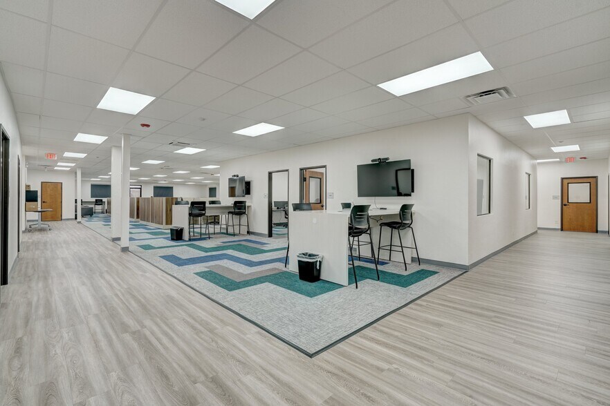 More Photos Of 111 SW C Ave, Lawton Medical For Sale