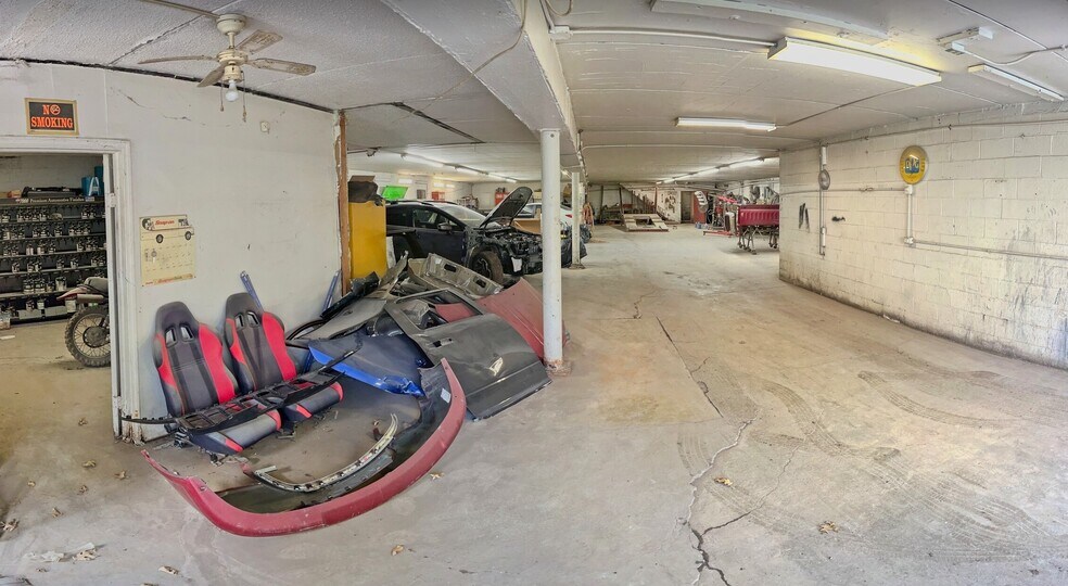 More Photos Of 808 Main Ave, Nitro Auto Repair For Sale
