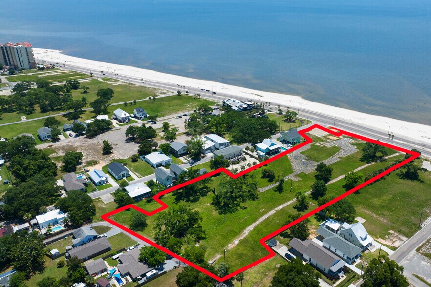 More Photos Of 830 E Beach Blvd, Gulfport Land For Sale