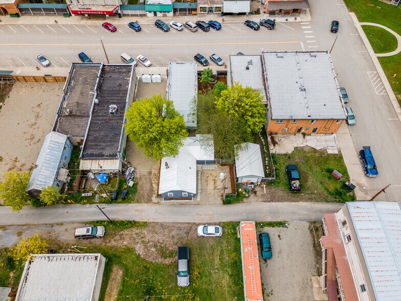 More Photos Of 218 5th Ave, Metaline Falls Storefront Retail Residential For Sale