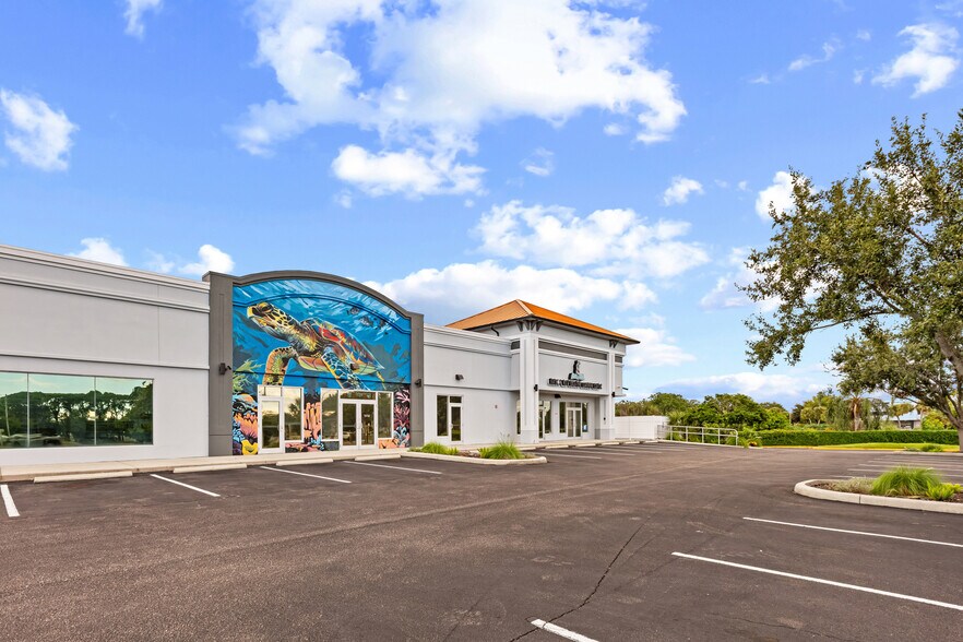 More Photos Of 34200-34340 US Highway 19, Palm Harbor Unknown For Lease