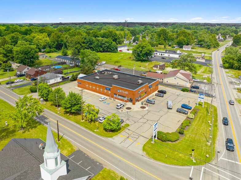 More Photos Of 5001 Mahoning Ave NW, Warren Drugstore For Sale