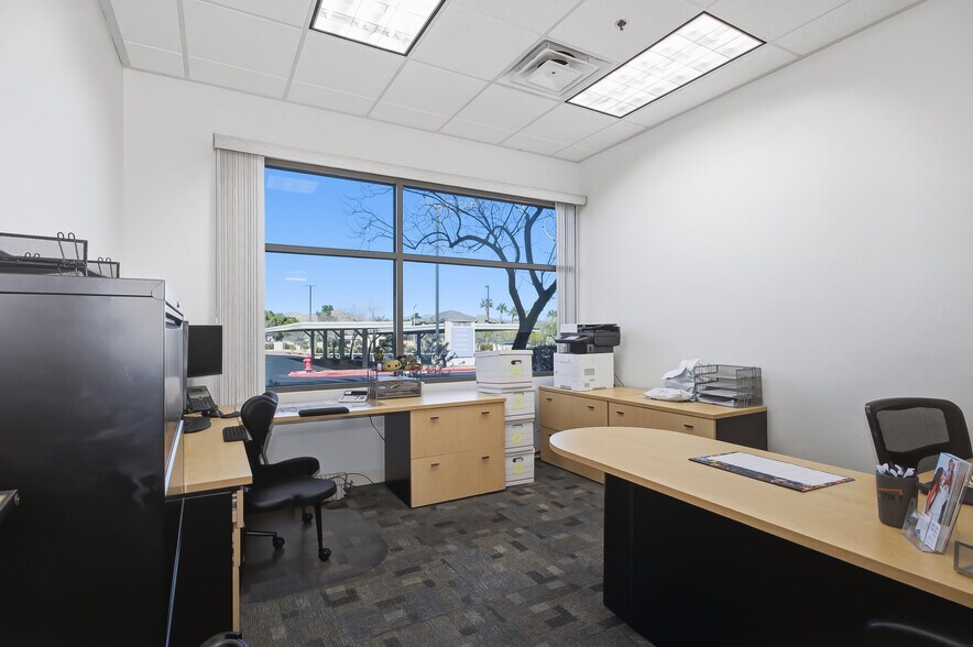 More Photos Of 10151 Park Run Dr, Las Vegas Office For Sale