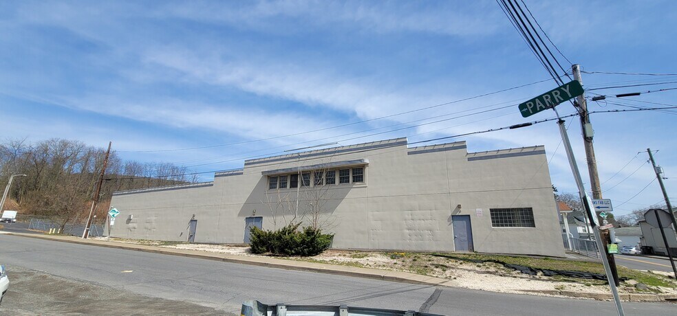 More Photos Of 59 Parry St, Luzerne Specialty For Sale