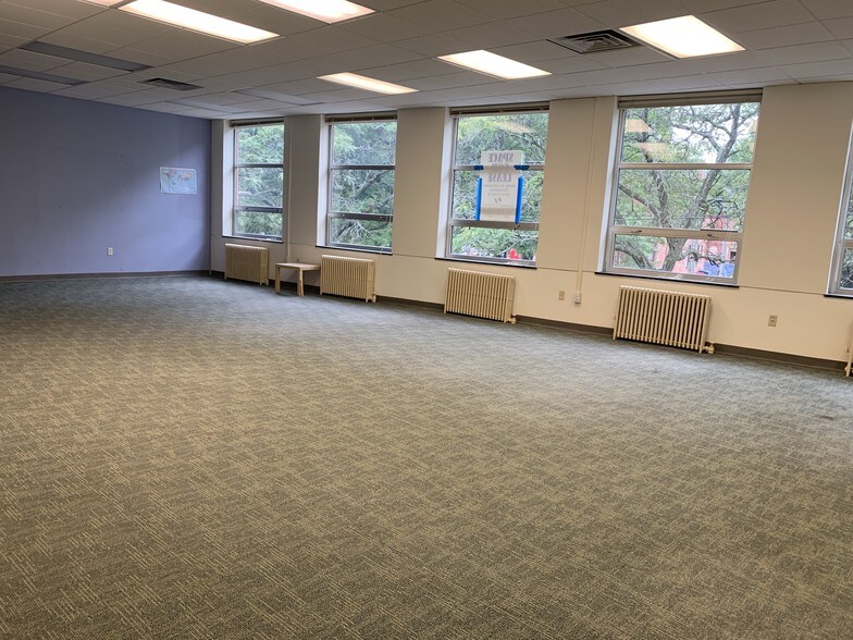 More Photos Of 97-107 Whitney Ave, New Haven Storefront Retail Office For Lease