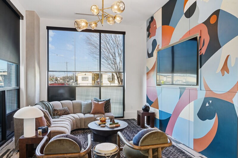 More Photos Of 912 2nd Ave N, Nashville Apartments For Lease