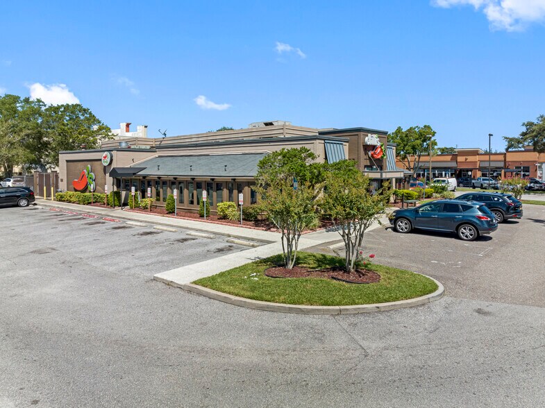 More Photos Of 3980 US Highway 98 N, Lakeland Restaurant For Sale