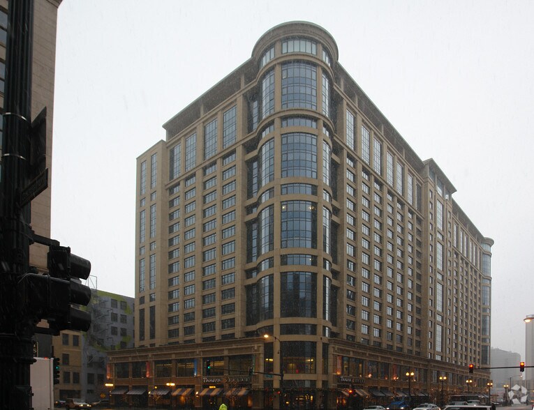 More Photos Of 525 S State St, Chicago Apartments For Lease