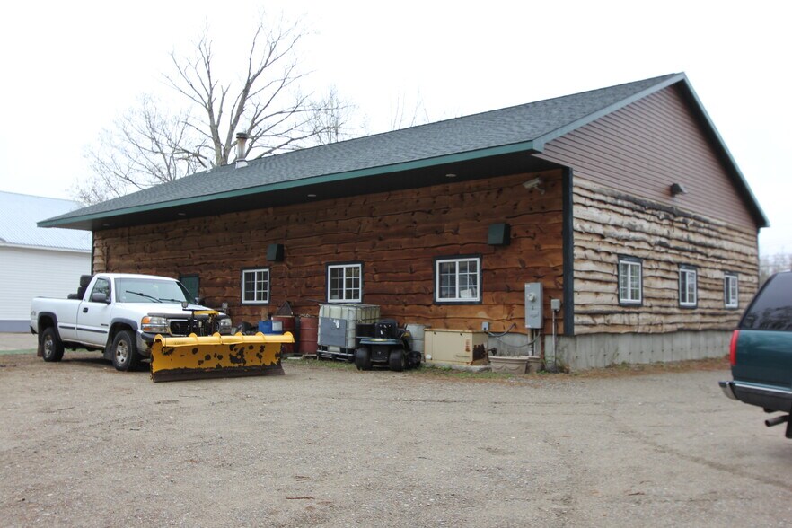 More Photos Of 48 S Main St, Andover Auto Repair For Sale