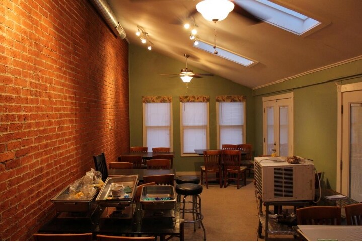 More Photos Of 1584-1586 S High St, Columbus Storefront Retail Residential For Sale