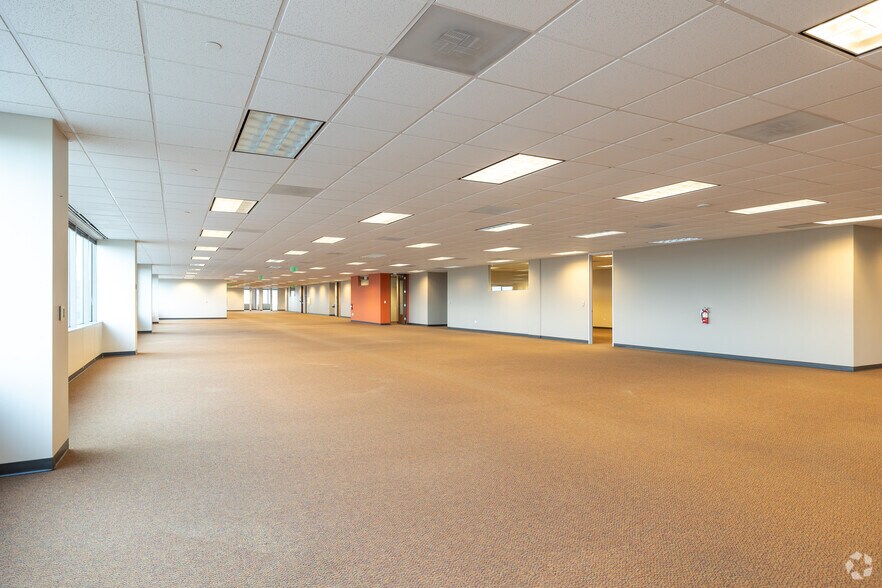 More Photos Of 10475 Park Meadows Dr, Lone Tree Office For Sale