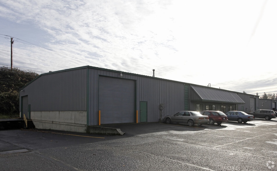 More Photos Of 9144 SE 67th Ave, Portland Warehouse For Lease