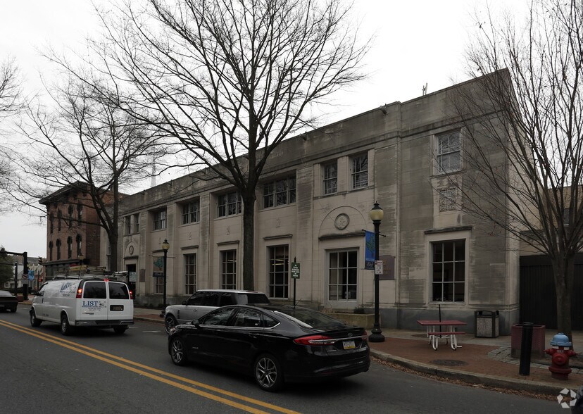 Primary Photo Of 8 W Loockerman St, Dover Office Residential For Lease