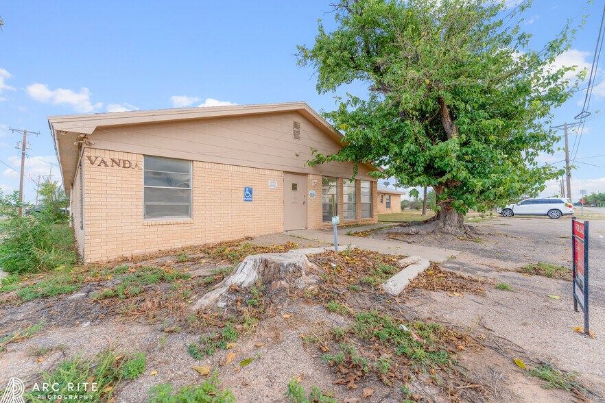 More Photos Of 1601 Vanda Ave, Lubbock Assisted Living For Sale
