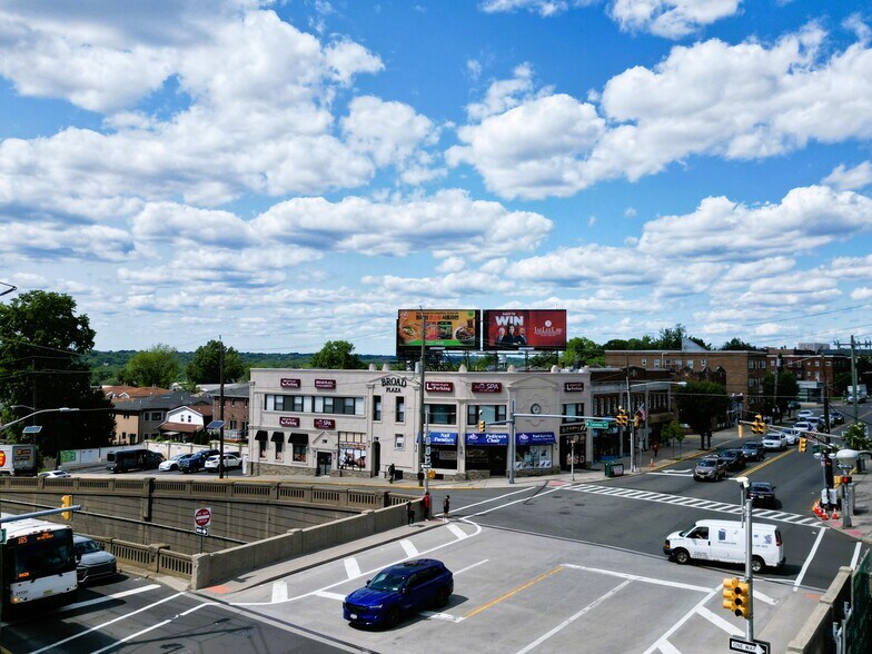 More Photos Of 1 W Columbia Ave, Palisades Park Storefront Retail Office For Sale
