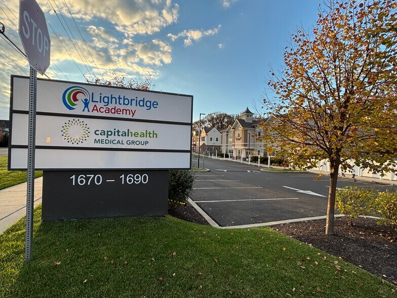 More Photos Of 1660 Big Oak road, Langhorne Office For Lease