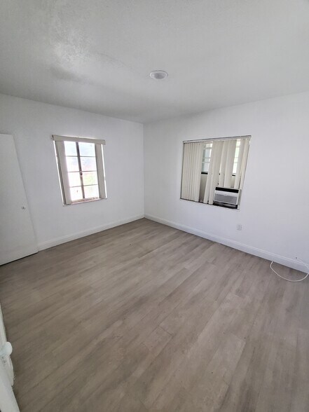 More Photos Of 609 NE 138th St, North Miami Multifamily For Sale