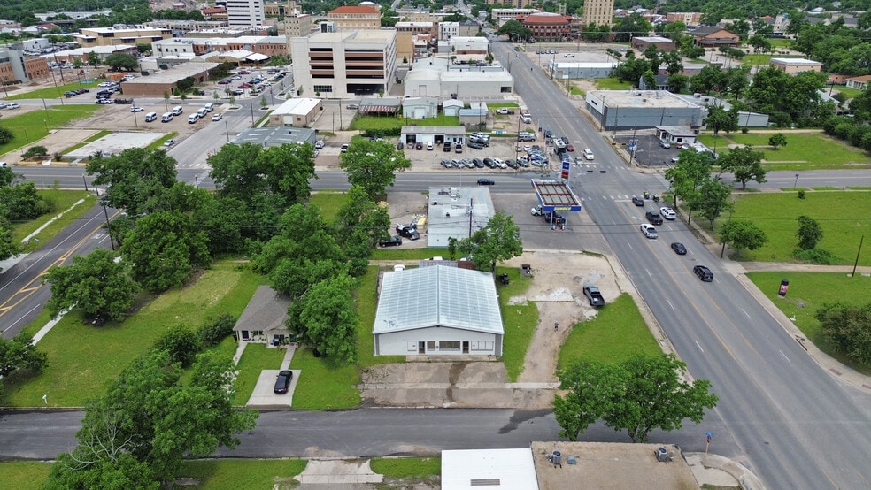 More Photos Of 14 N 10th St, Temple Research And Development For Sale