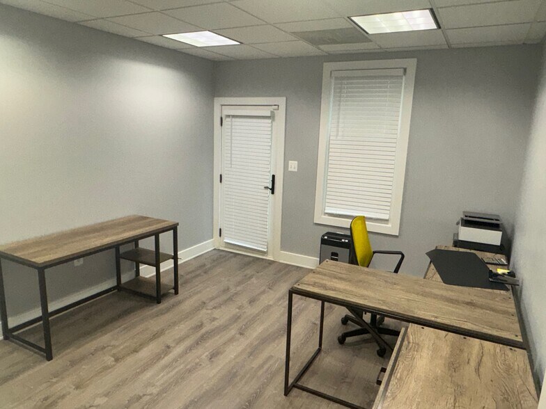 More Photos Of , Greenbelt Office For Sale