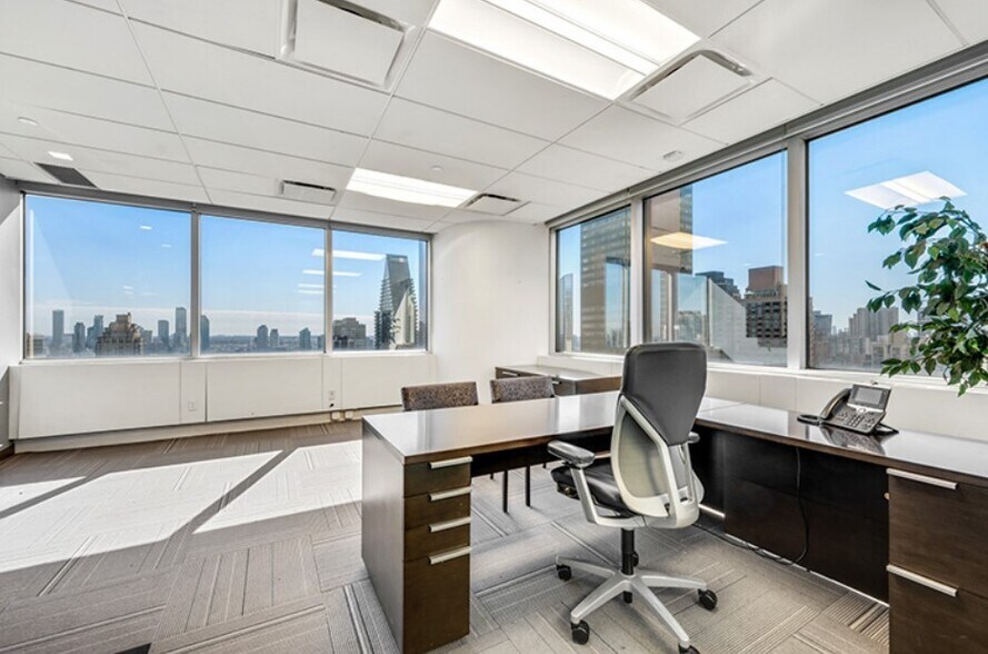 More Photos Of 805 Third Ave, New York Office For Lease