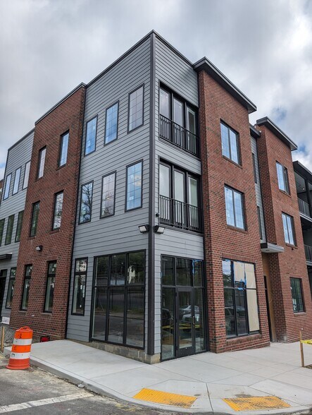 More Photos Of 1421 Bainbridge St, Richmond Apartments For Sale