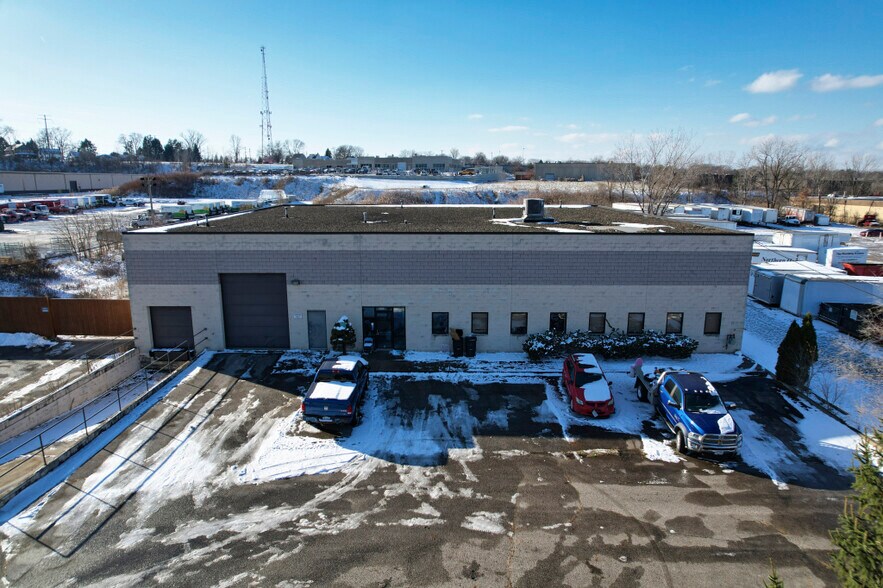 More Photos Of 4878 Van Epps Rd, Brooklyn Heights Manufacturing For Sale