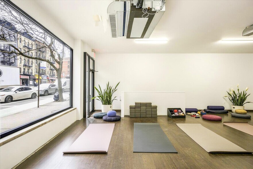 More Photos Of 1779 First Ave, New York Apartments For Lease