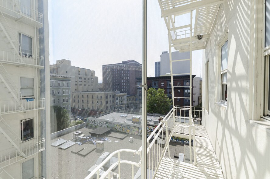 More Photos Of 270-272 Turk St, San Francisco Apartments For Sale