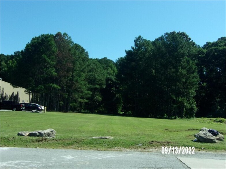 More Photos Of 3550 Centerville Hwy, Snellville Land For Lease
