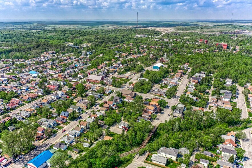 More Photos Of 354 Eva Av, Sudbury Apartments For Sale