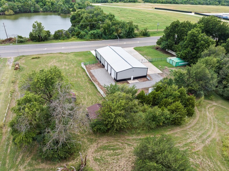 More Photos Of 7725 NE 23rd St, Oklahoma City Warehouse For Lease