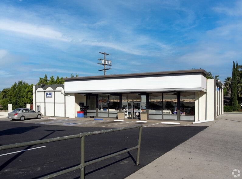 More Photos Of 11348 Sunburst St, Lake View Terrace Convenience Store For Lease