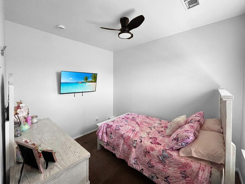 More Photos Of 204 Sunset Blvd, Hayward Apartments For Sale